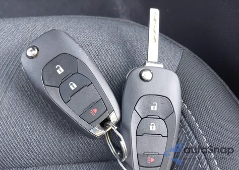 2024 Chevrolet Trax Fwd Sp z USA, uszkodzony, nr VIN KL77LFE28RC198208